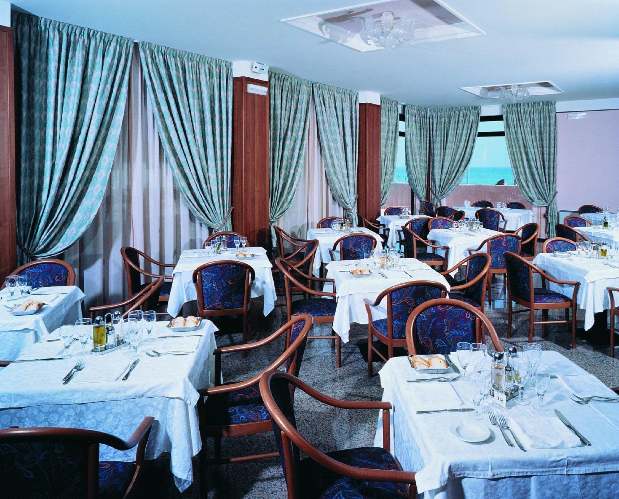 Hotel Rossini Pesaro Restaurant billede