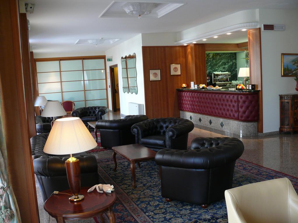 Hotel Rossini Pesaro Eksteriør billede